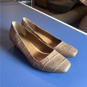 Donald J. Pliner Brown Croc-Embossed Flats